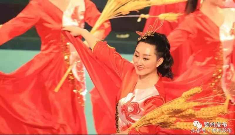 辽宁热浸塑涂塑钢管行业风采:锦州五一劳模表彰盛宴,奥仁格管道彰显品牌力量 辽宁热浸塑涂塑钢管行业风采:锦州五一劳模表彰盛宴,奥仁格管道彰显品牌力量