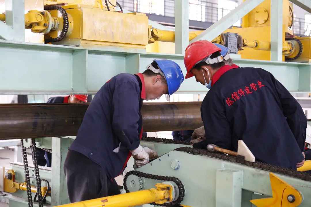 新疆热浸涂塑钢管公司 十二师首家钢管基地正式投产