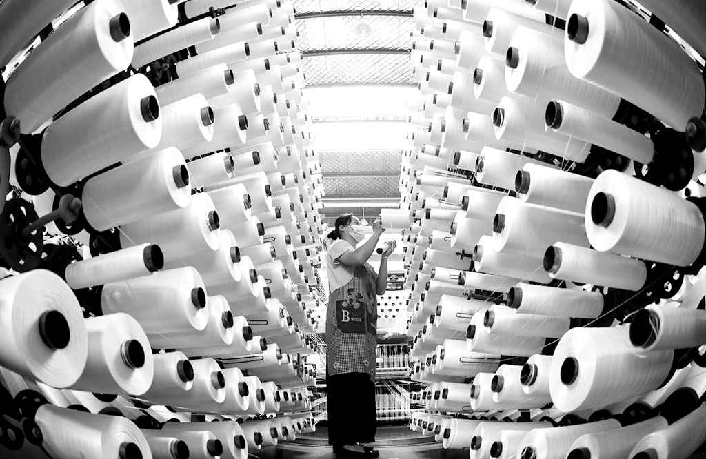 连云港涂塑钢管与奥仁格管道：外贸包装生产旺季的战略机遇