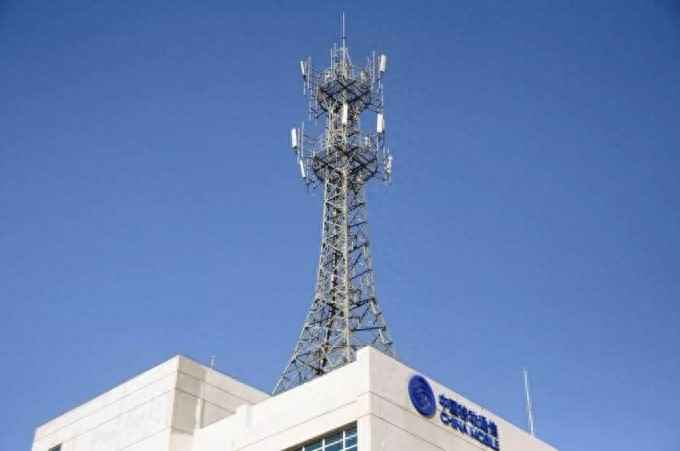 三管电力塔：通信铁塔的重要性与多样性解析