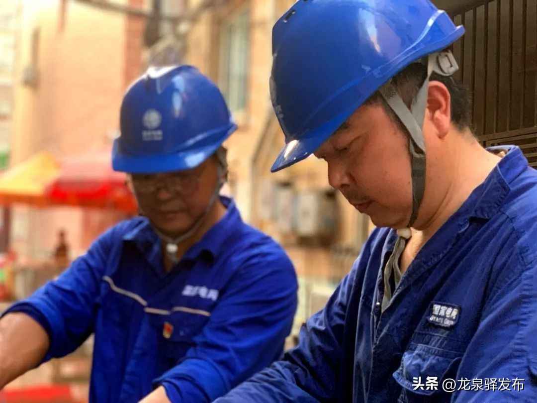 成都PVC电力管抢修纪实：高温下的电力保卫战