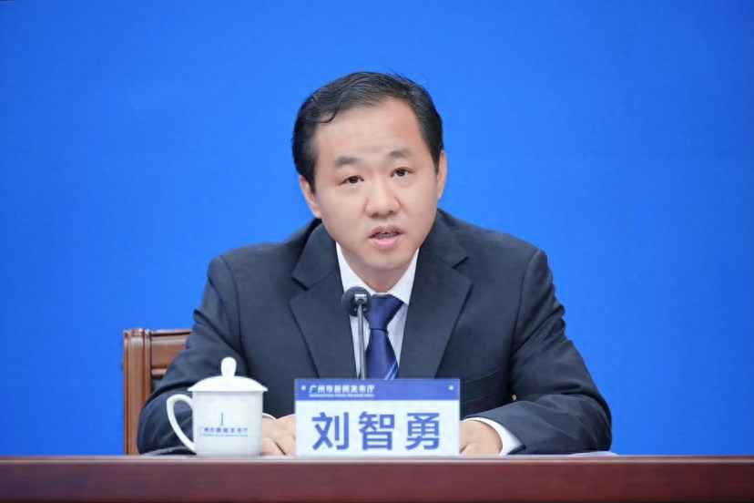 广州hfb电力管 新闻发布会丨广州供电局:做好广州赛区的电力保障,统筹推进988项重点举措,启动最高标准特级保供电 广州hfb电力管 新闻发布会丨广州供电局:做好广州赛区的电力保障,统筹推进988项重点举措,启动最高标准特级保供电