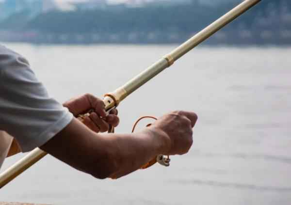 奥仁格管道安全警示:高压垂钓事故全解析 奥仁格管道安全警示:高压垂钓事故全解析