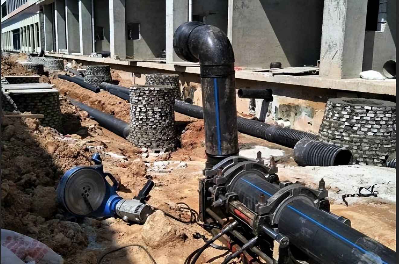 电力管沟施工优点 PE管道【热熔对接】VS【电熔连接】优缺点及适用工况